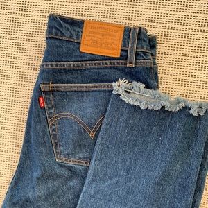 Levi’s Wedgie Straight Jeans